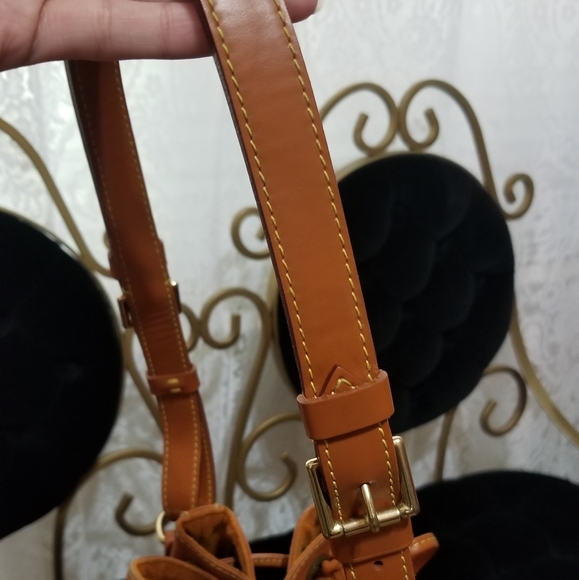 Louis Vuitton epi petit noe - Picture 11 of 16